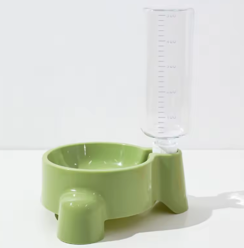 distributeur eau chat vert