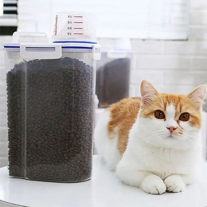 Boite à croquettes pour chat 
