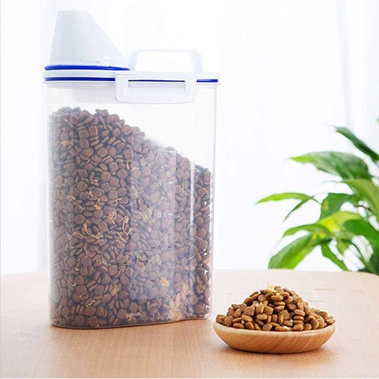 Boite à croquettes pour chat bleu