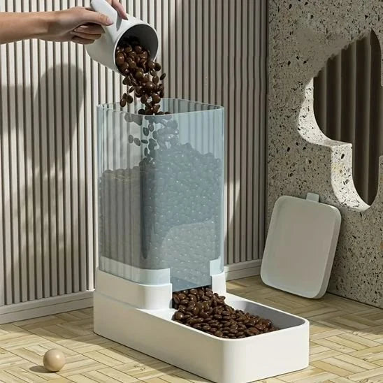 distributeur de croquettes pour chat blanc transparent