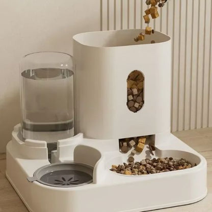 distributeur croquette chat automatique